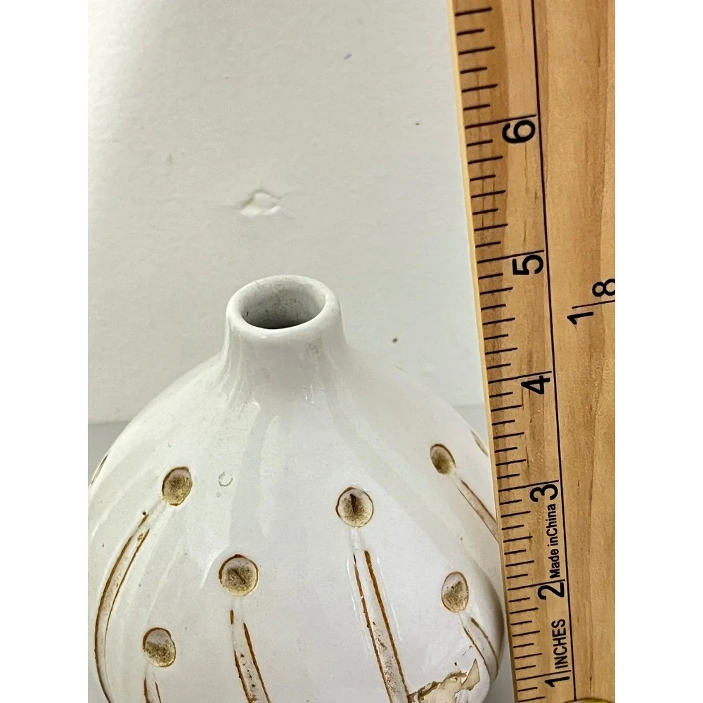 Unbranded‎ Ceramic Bud Vase Home Decor Small White Tan Hand Carved Stoneware